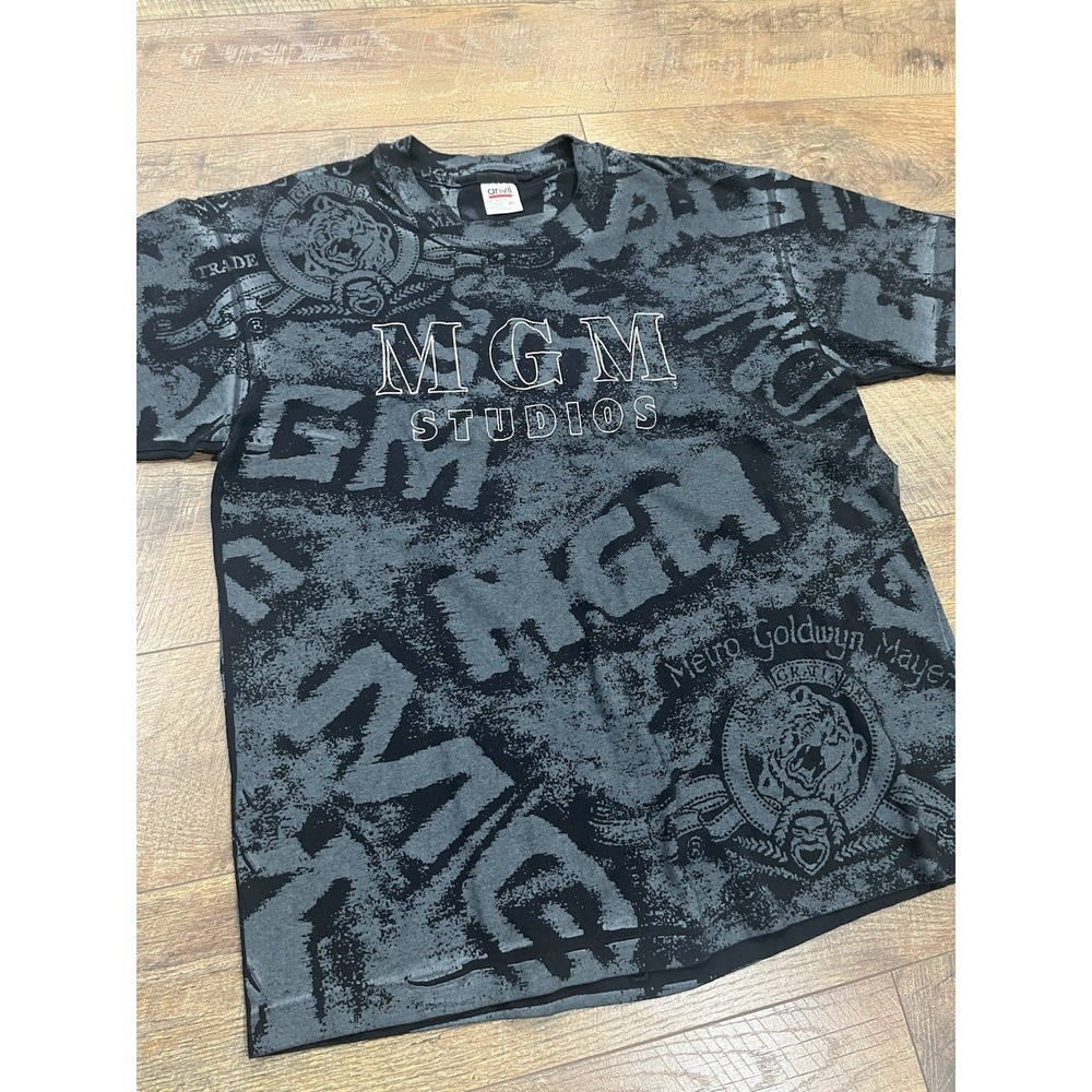 Vintage 90s Disney MGM Studios All Over Single‎ Stitch T-Shirt Black XL USA Made - Picture 2 of 3